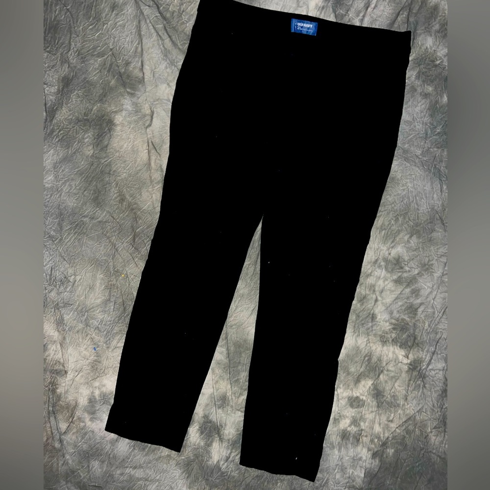 Old Navy Pixie Mid Rise size 12